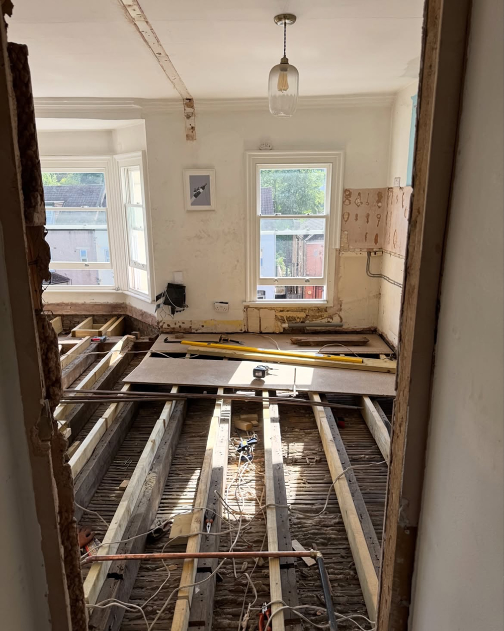 @kitinness absolutely understood the assignment with this kitchen renovation! Talk about a compl (3) 1